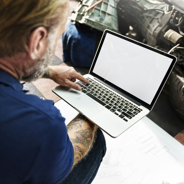 Service informatique de qualité à blois : rencontrez l'informaticien expert