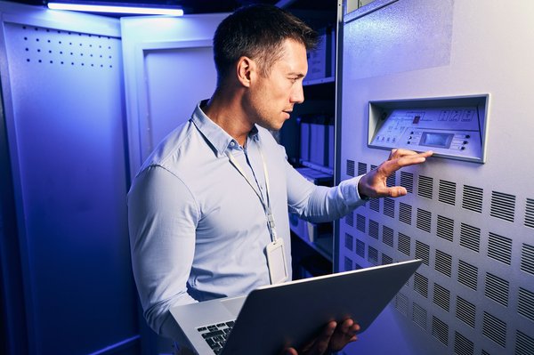 Découvrez les principaux métiers IT et leurs définitions